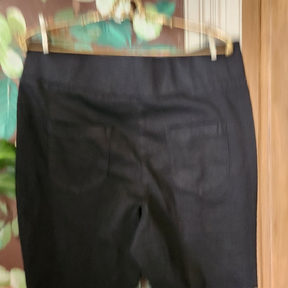 ASOS Curve Black Pull On Denium Pants Size 20 - Picture 5 of 9